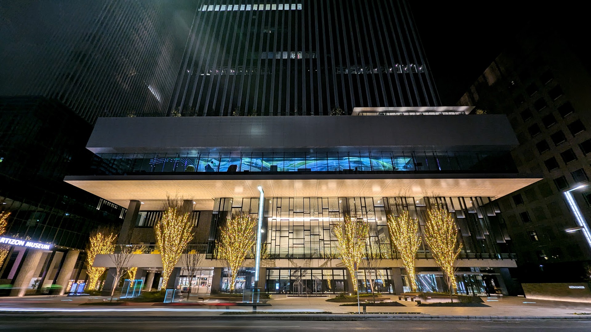 TODA BUILDING